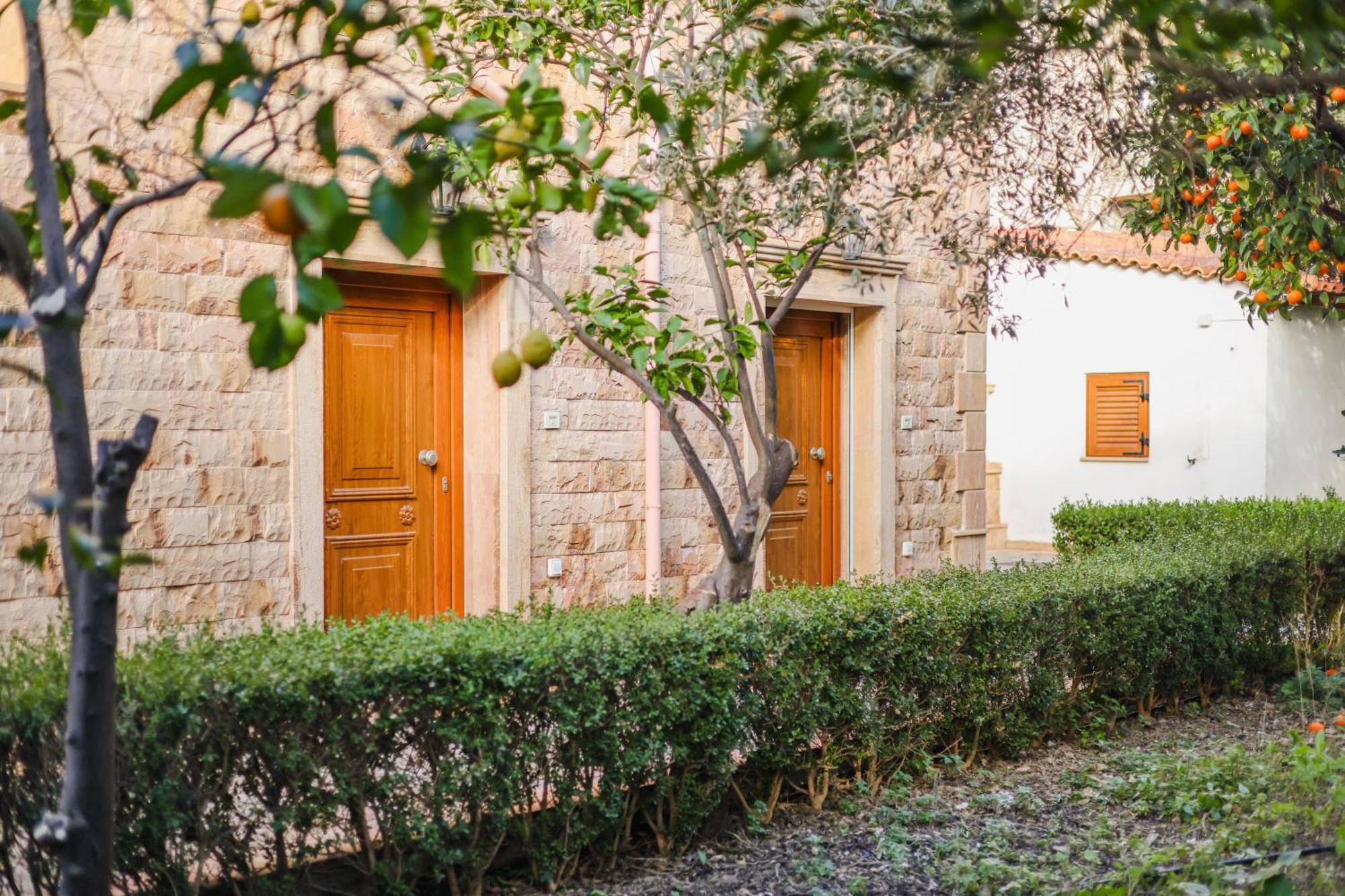 Archontiko Frideriki Luxury Apartments Chios Town Exterior photo