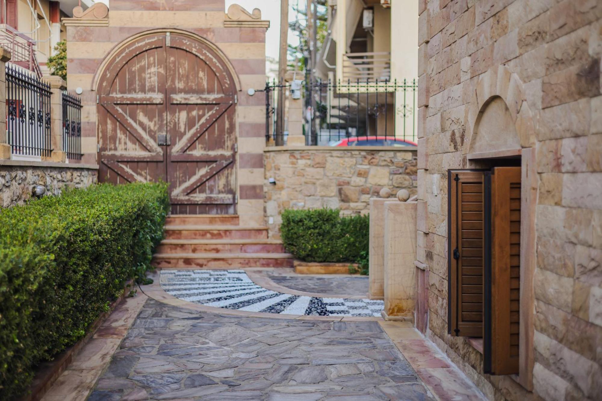Archontiko Frideriki Luxury Apartments Chios Town Exterior photo